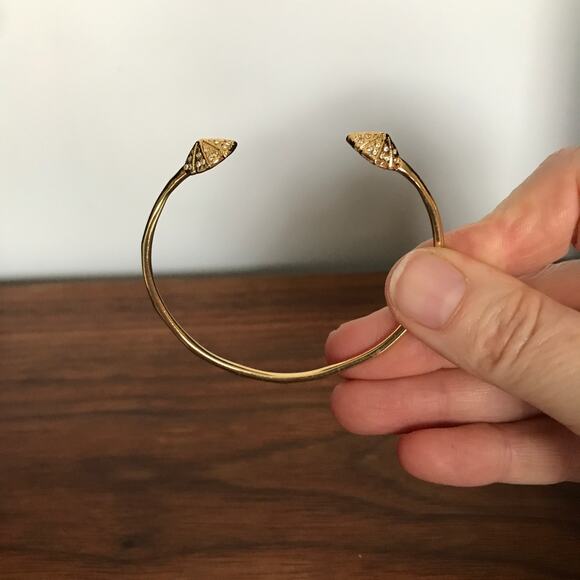 Stella & Dot Eden Pave Pyramid Open Cuff Bracelet Gold Tone - Picture 5 of 10